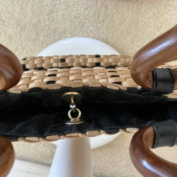 Vintage Salvatore Ferragamo purse - Picture 10 of 10